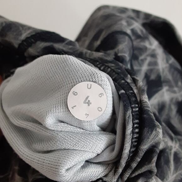 Lululemon Wunder Under Mid Rise Leggings Full Length Palms Womens 4 Gray - Picture 4 of 8